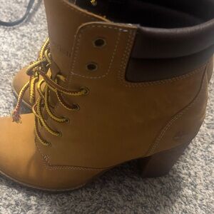 Timberland Women's Brown Lace-Up Boots